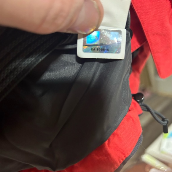 The North Face Red/Pink Heavyweight Woman’s Small Jacket - Picture 9 of 16